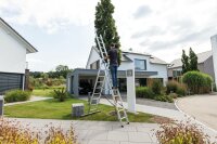 MUNK Günzburger Mehrzweckleiter 3-teilig mit nivello®-Traverse 3x9 Sprossen