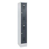 C+P Spind/Garderobenschrank Basis PLUS, 1 Abteil, doppelstöckig 1850/1950 x 300 x 500 mm (HxBxT) RAL 7035 lichtgrau-RAL 7016 anthrazitgrau-Zylinderschloss-Füße
