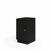 Bisley MultiDrawer™, 29er Serie, abschließbare Flügeltüre mit Sockel, Türanschlag rechts,  Farbe schwarz