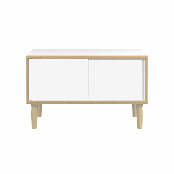 Poise Sideboard, Plywood, Schiebetüren in verkehrsweiß, 4 Füße aus Eiche, H 621 x B 1000 x 450 mm